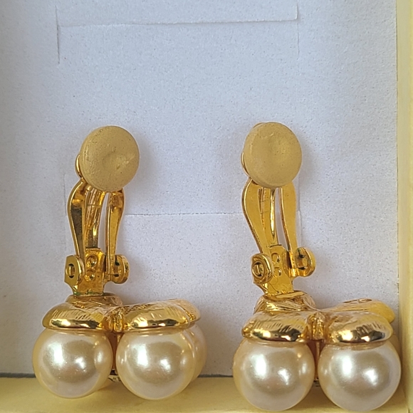 Swarovski Clip-on Earings Faux Pearl - Picture 6 of 7